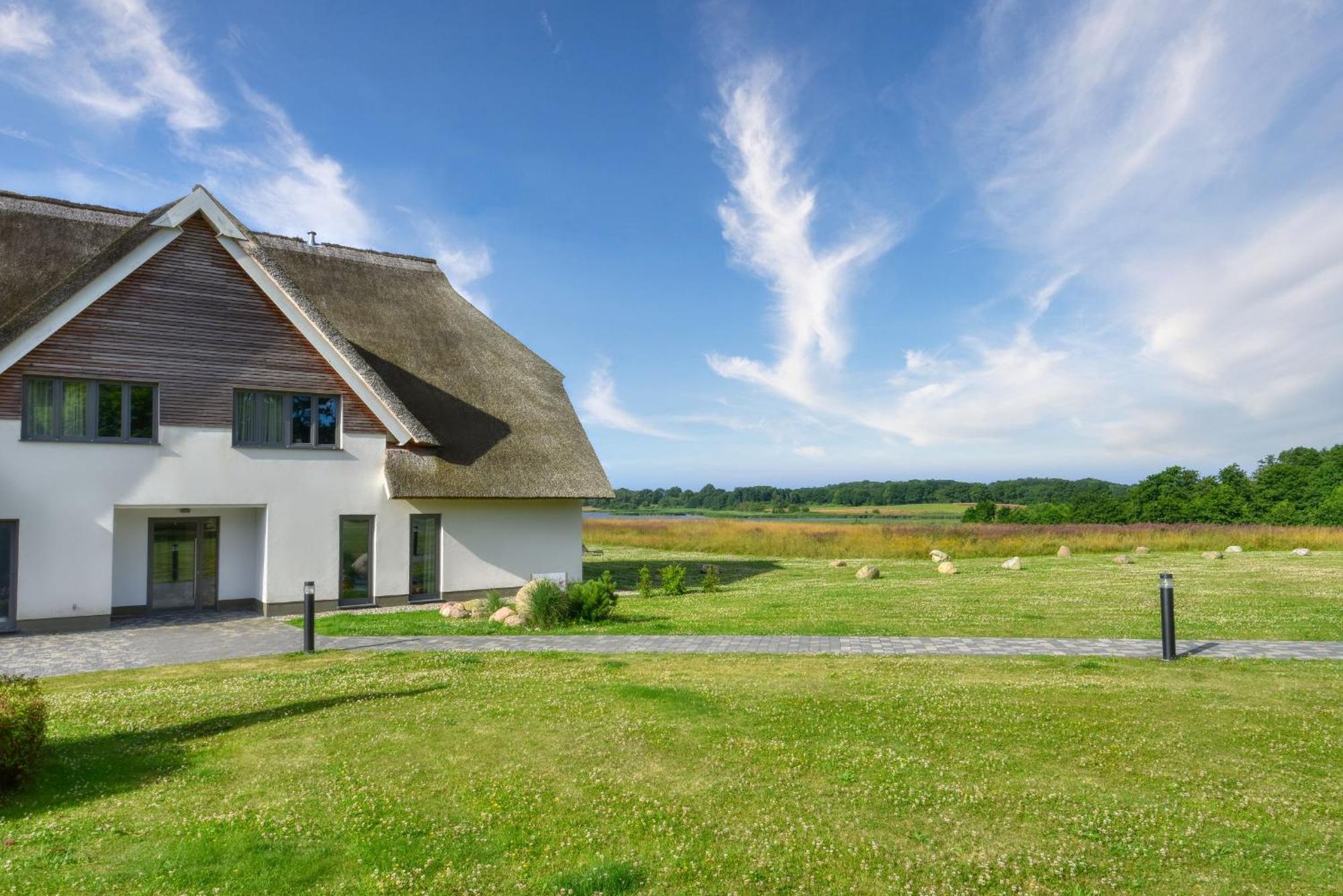 Haubentaucher 25 Im Wreecher Idyll Ruegen By Ruyastay * Putbus